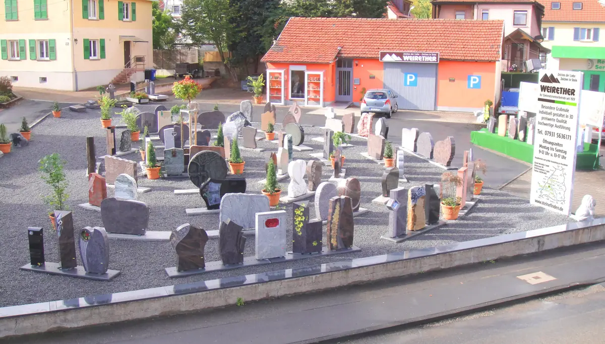 Die Grabmalausstellung von Steinmetz Weirether in Bad Mergentheim